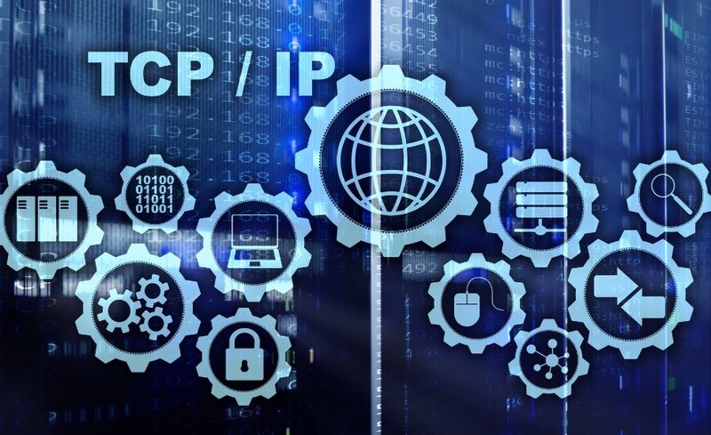 Mô hình TCP/IP là nền tảng cho việc truyền thông tin qua internet